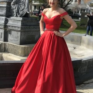 Sheri Hill Prom Dress